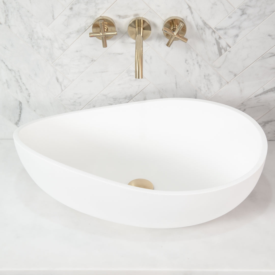 ENFLAIR WAVE OVAL SHAPE ABOVE COUNTER BASIN MATTE WHITE 600MM