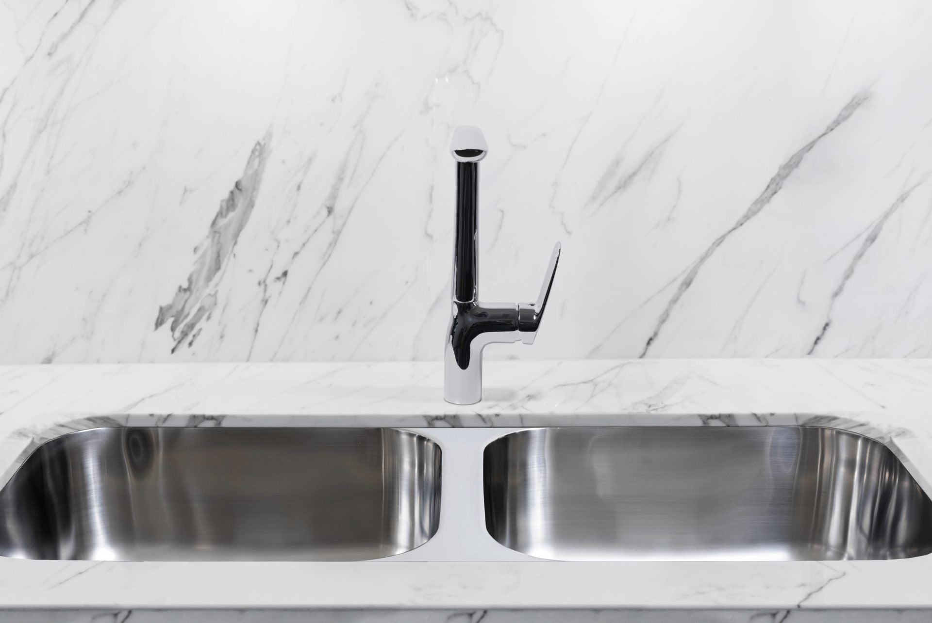 LINSOL MAREA 29L KITCHEN SINK STAINLESS STEEL 890MM