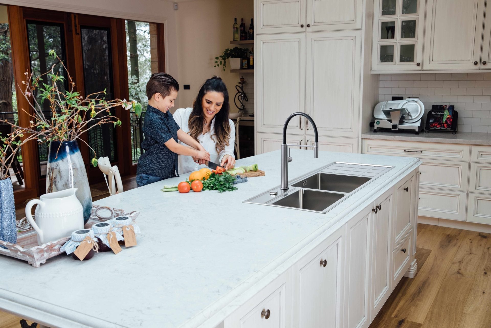 LINSOL QUADRUM 19L AND 34L TRAY SINK STAINLESS STEEL 1160MM