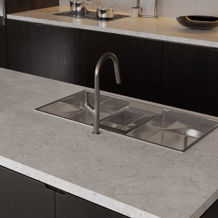 LINSOL TISH PULL-OUT SINK MIXER 463MM GUN METAL