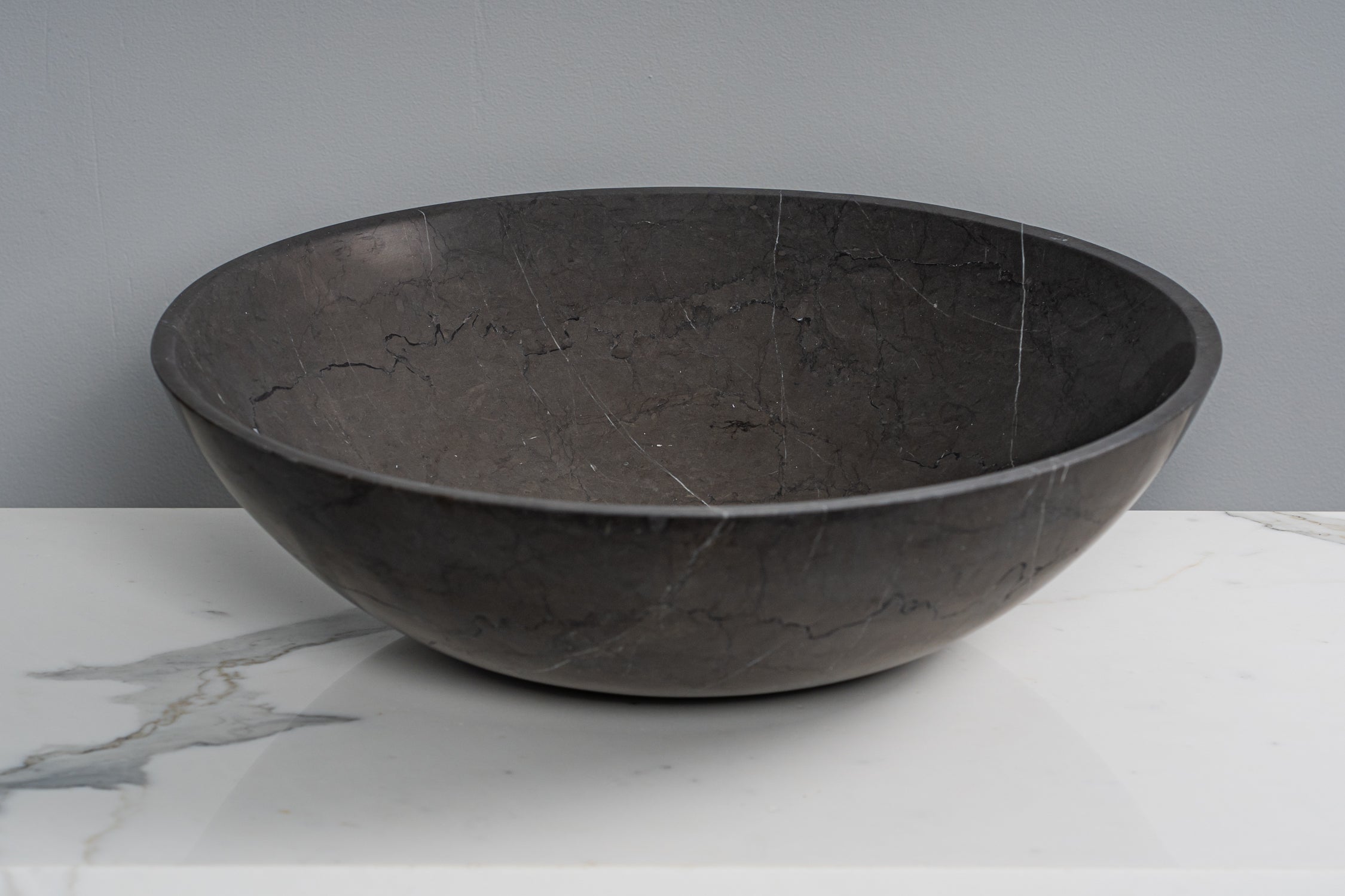 GALLARIA AMATE ROUND ABOVE COUNTER STONE BASIN PIETRA GREY 430MM