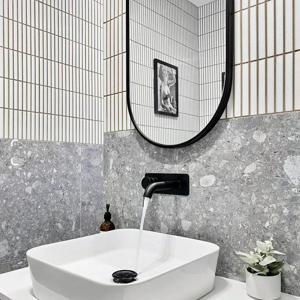 OTTI NOOSA BLACK OVAL MIRROR 450X900MM
