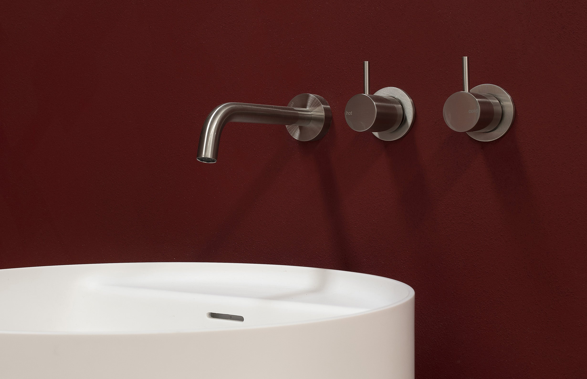 PHOENIX VIVID SLIMLINE LEAD FREE WALL TOP ASSEMBLIES EXTENDED SPINDLES BRUSHED NICKEL