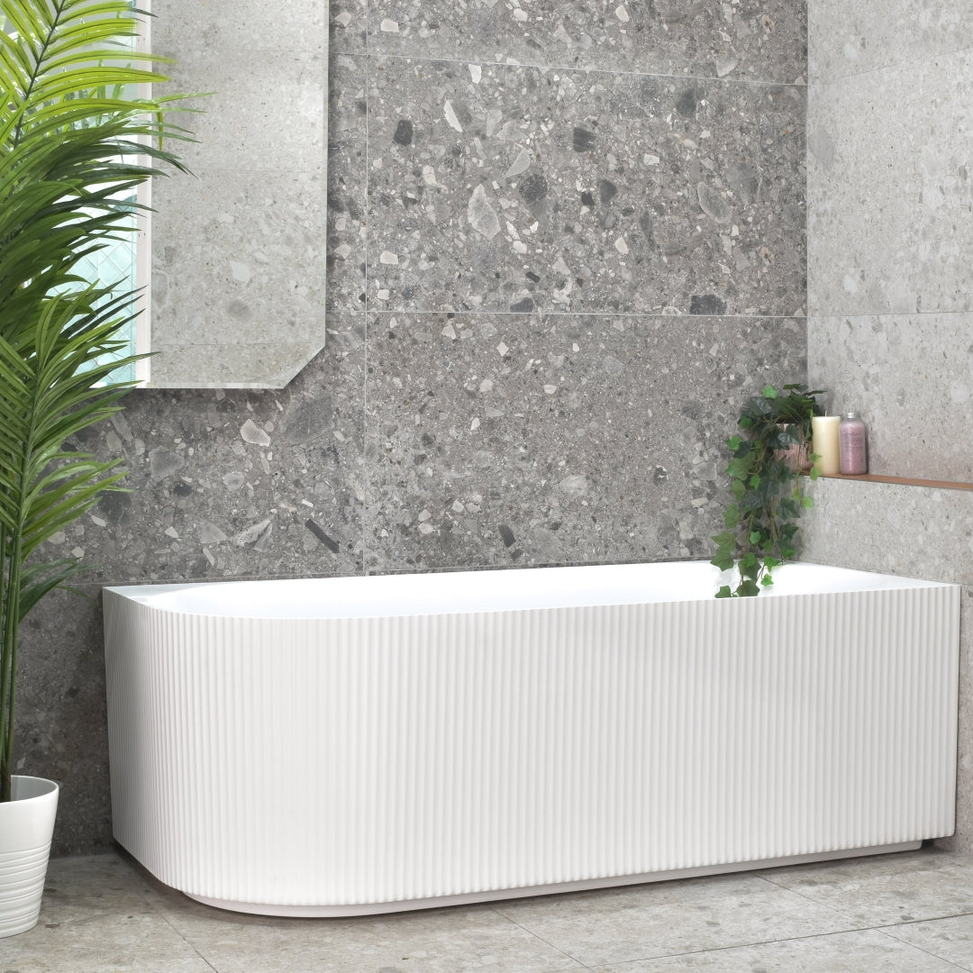 ENFLAIR BRIGHTON GROOVE FREESTANDING RIGHT CORNER BATHTUB MATTE WHITE (AVAILABLE IN 1500MM AND 1700MM)