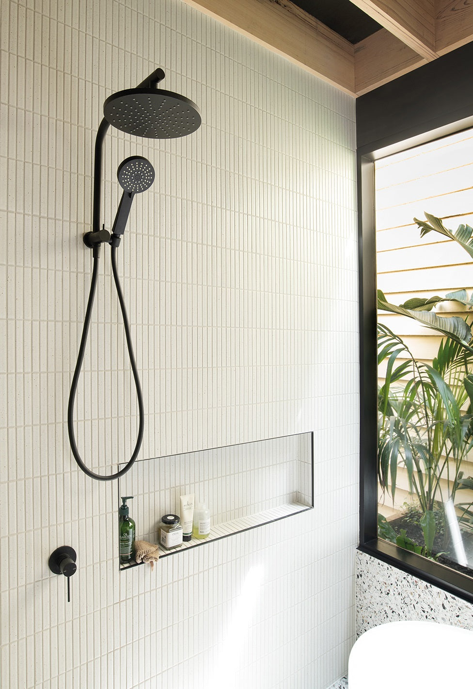 PHOENIX VIVID SLIMLINE COMPACT TWIN SHOWER MATTE BLACK