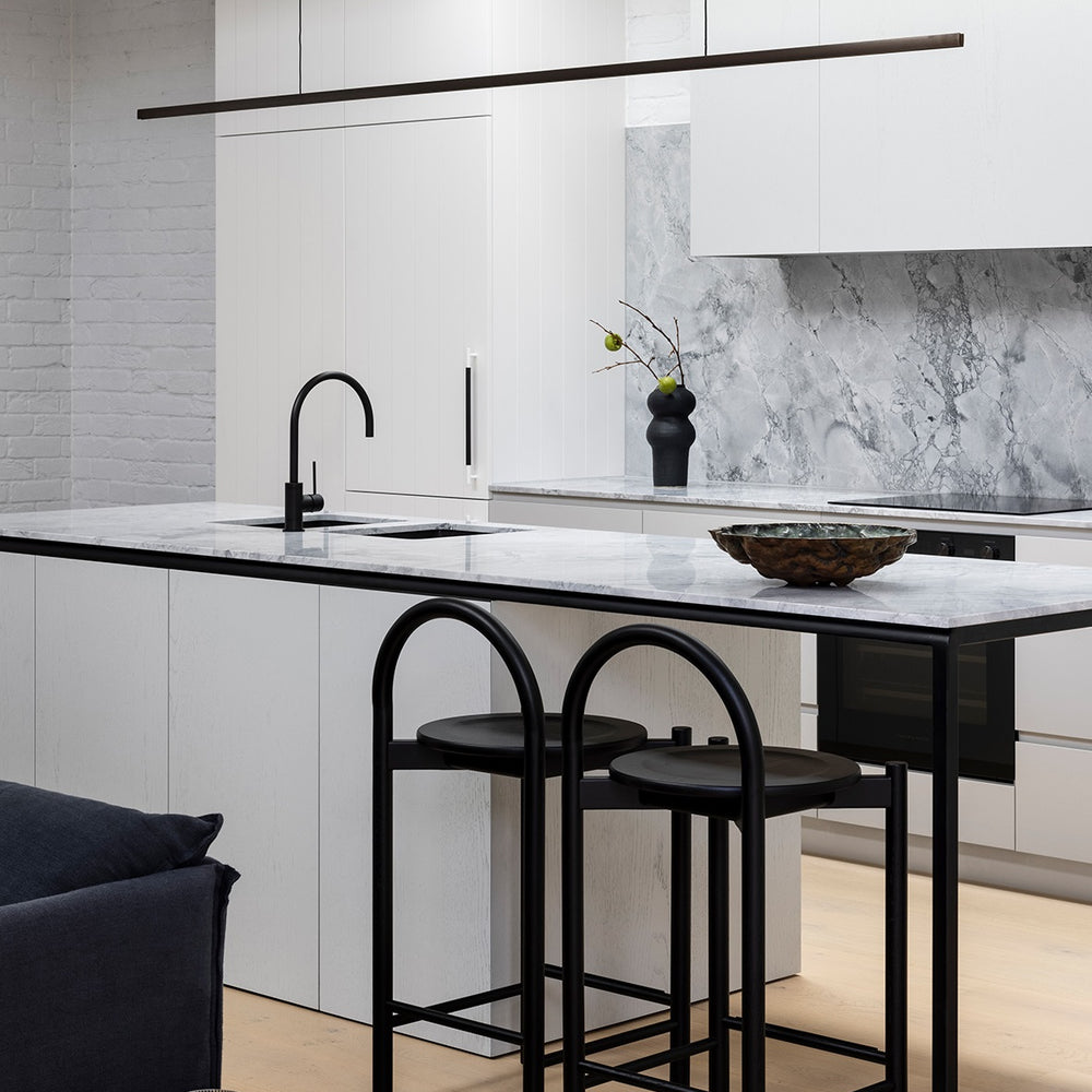 PHOENIX VIVID SLIMLINE GOOSENECK LEAD FREE SINK MIXER 220MM MATTE BLACK