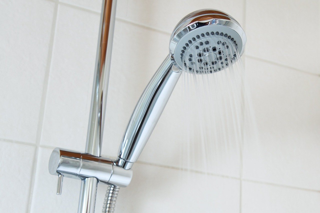 handheld showers