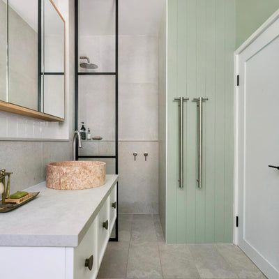 THERMOGROUP ROUND VERTICAL HEATED SINGLE TOWEL RAIL BRUSHED STAINLESS STEEL 900MM