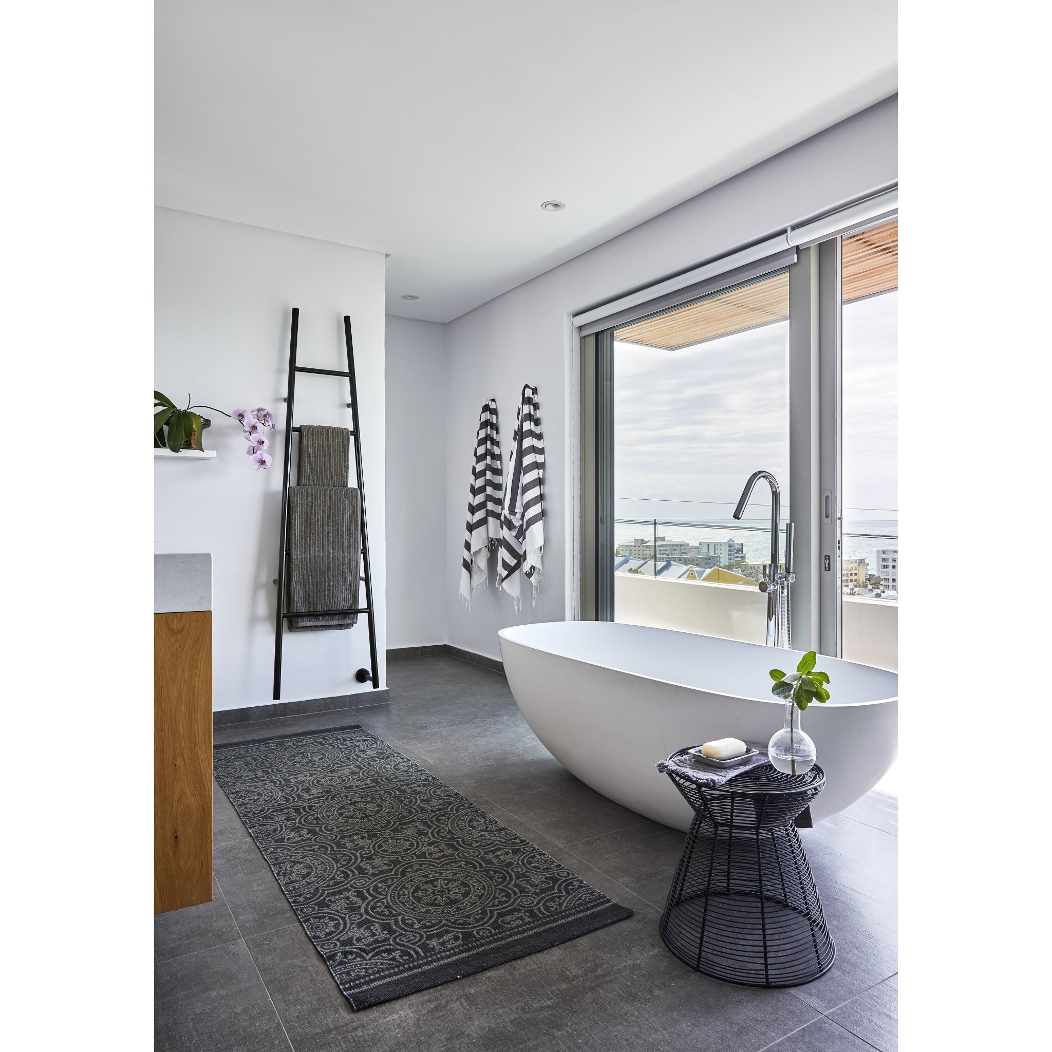 THERMOGROUP JEEVES TANGENT L HEATED TOWEL RAIL-SATIN BLACK 1890MM