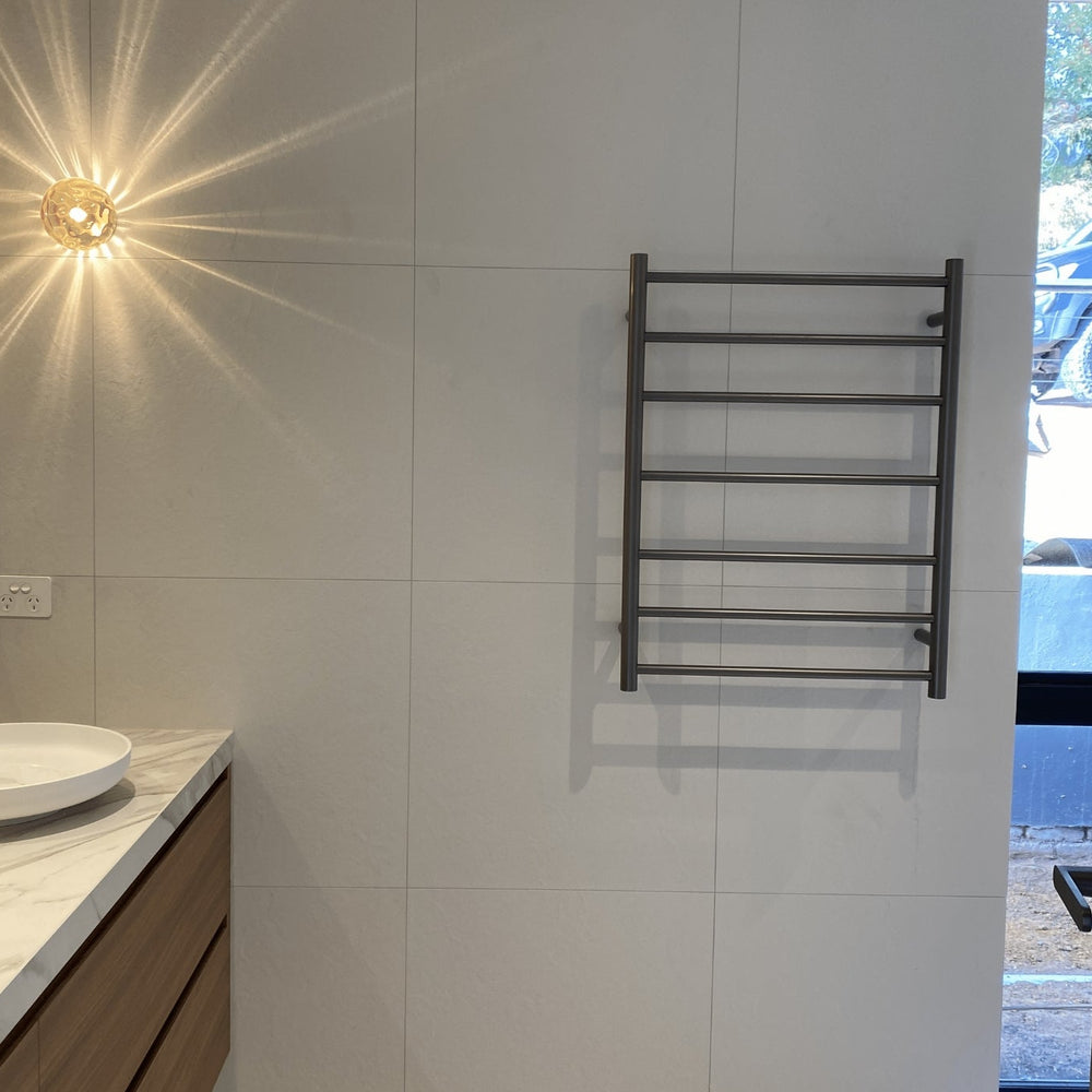 THERMOGROUP ROUND LADDER HEATED TOWEL RAIL GUN METAL 800MM