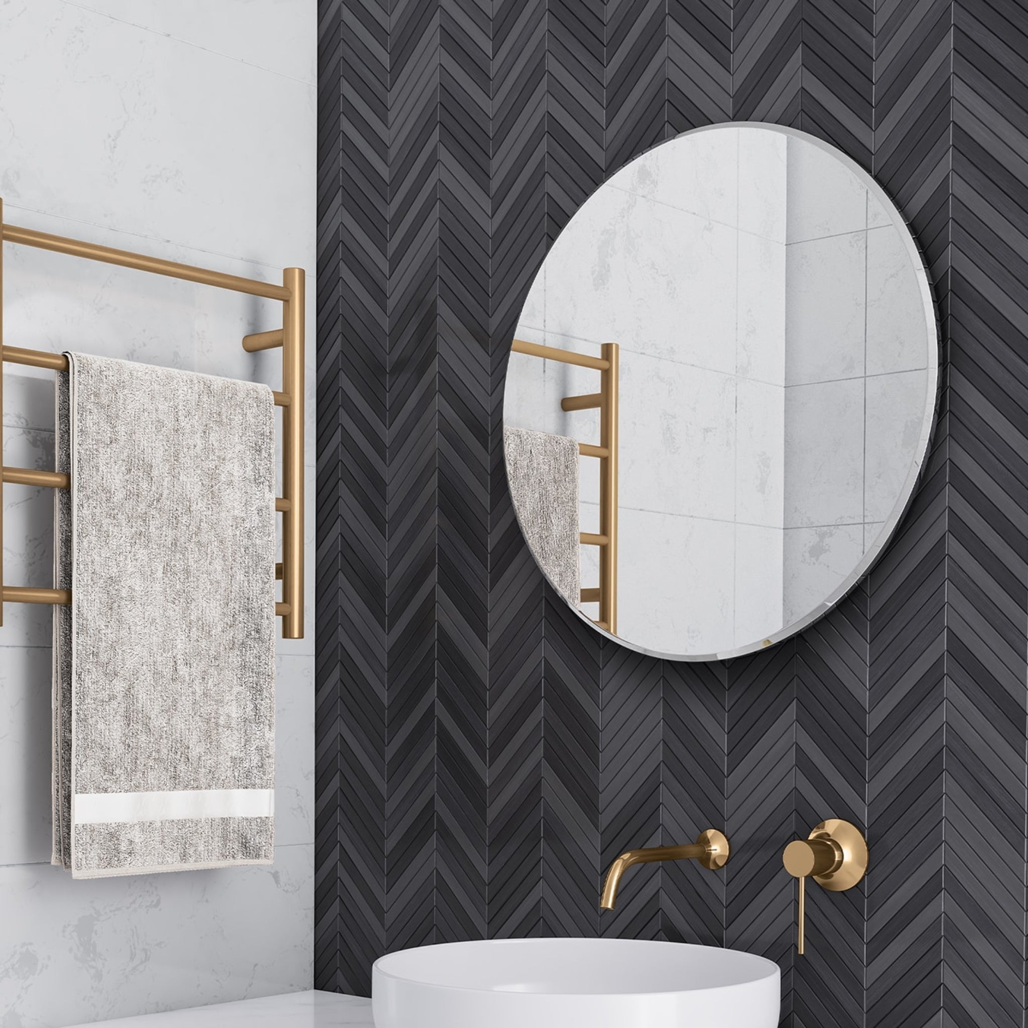 THERMOGROUP ABLAZE ROUND 18MM BEVEL EDGE MIRROR WITH DEMISTER 900MM
