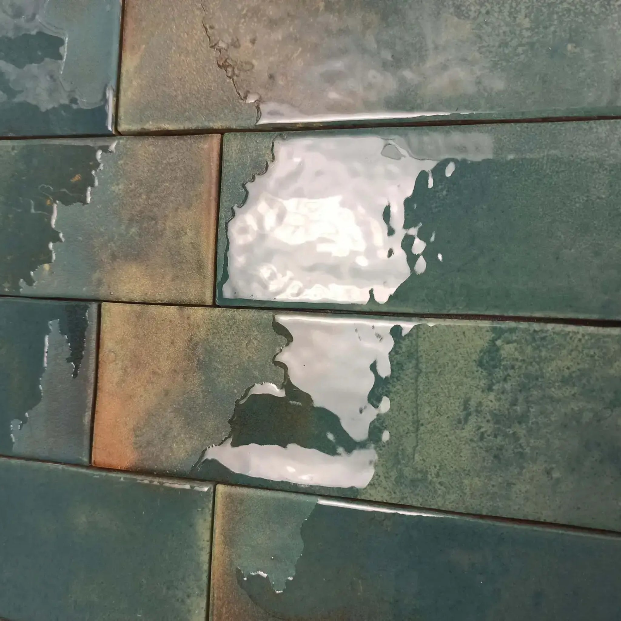 ELITE IMPORTERS GRANADELLA ESMERALDA GLOSS 64X223MM RECTANGLE TILE (PER BOX)