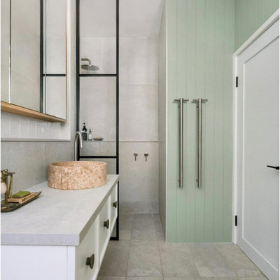 THERMOGROUP ROUND VERTICAL SINGLE HEATED TOWEL RAIL 900MM BRUSHED STAINLESS STEEL