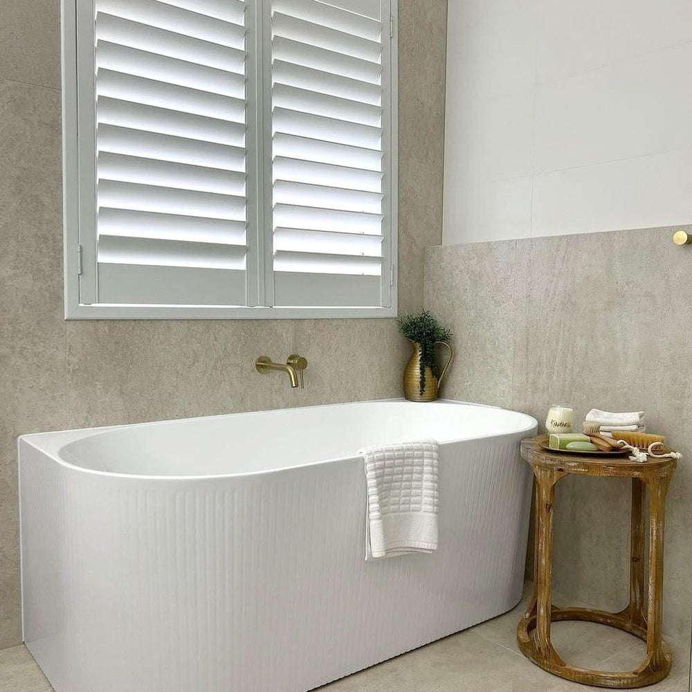 ATTICA NOOSA BACK TO WALL CORNER BATHTUB GLOSS WHITE (AVAILABLE IN 1500MM AND 1700MM)
