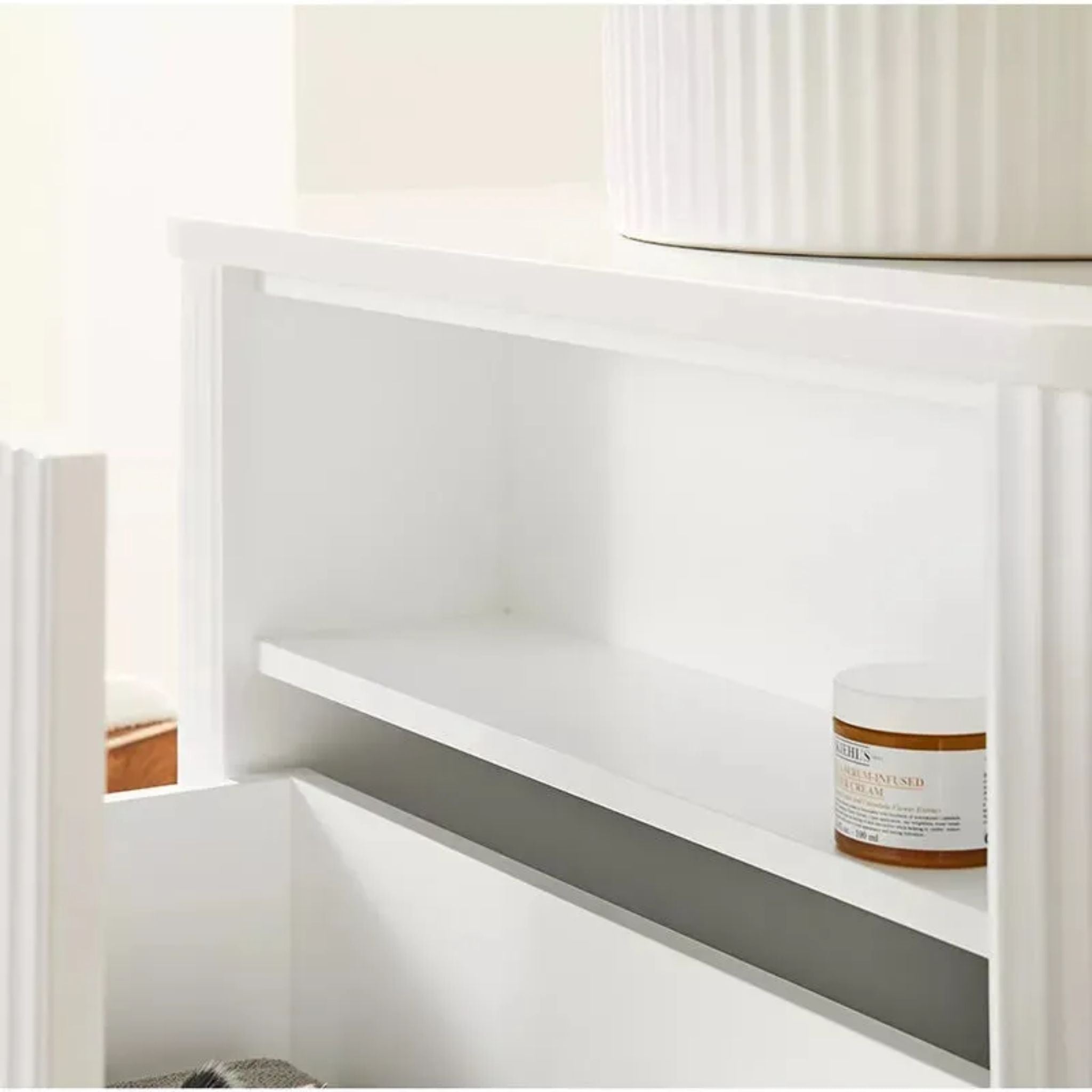 VITO AVANTTI MATTE WHITE 600MM FLUTED CURVED SINGLE BOWL WALL HUNG VANITY