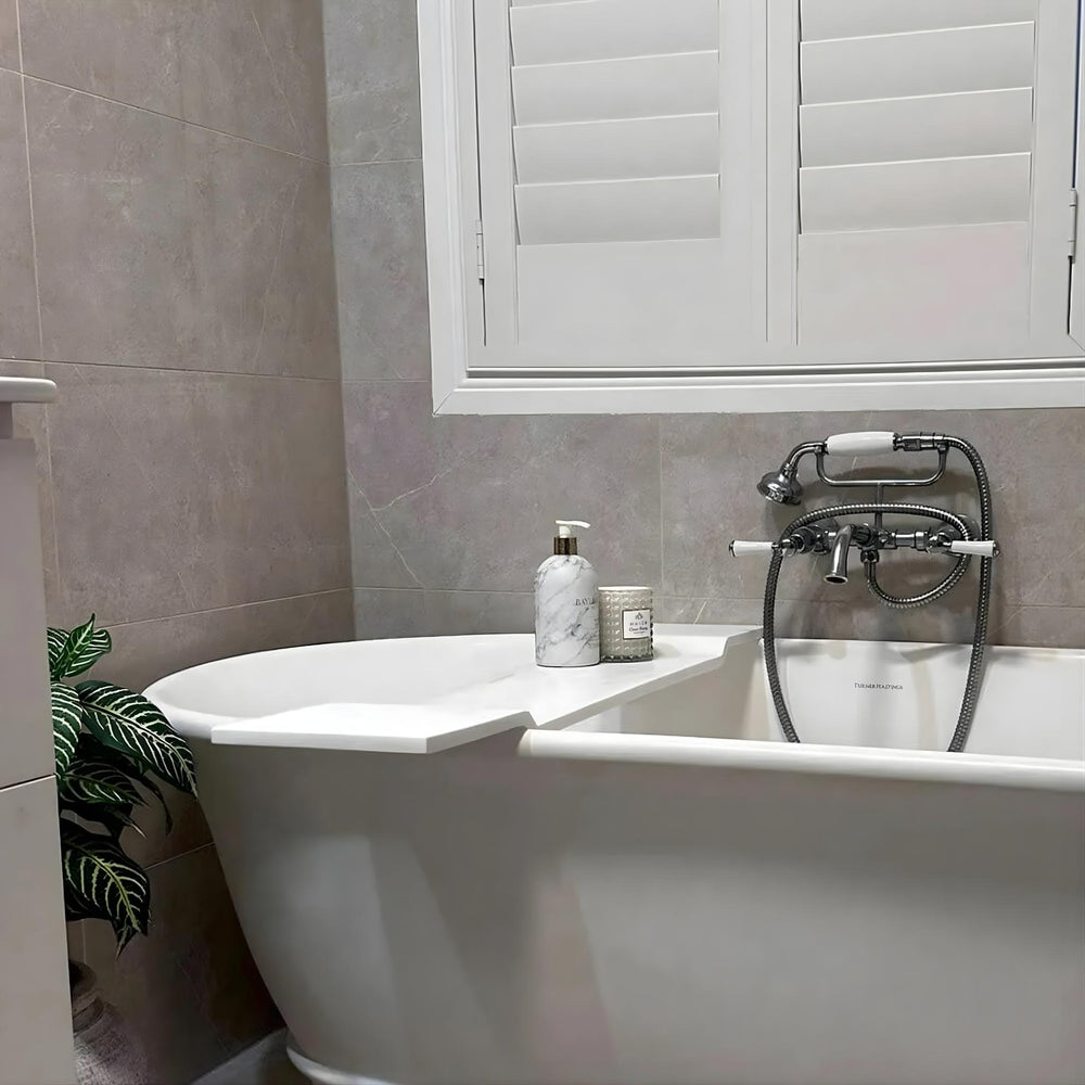 TURNER HASTINGS BATH CADDY 940MM MATTE WHITE