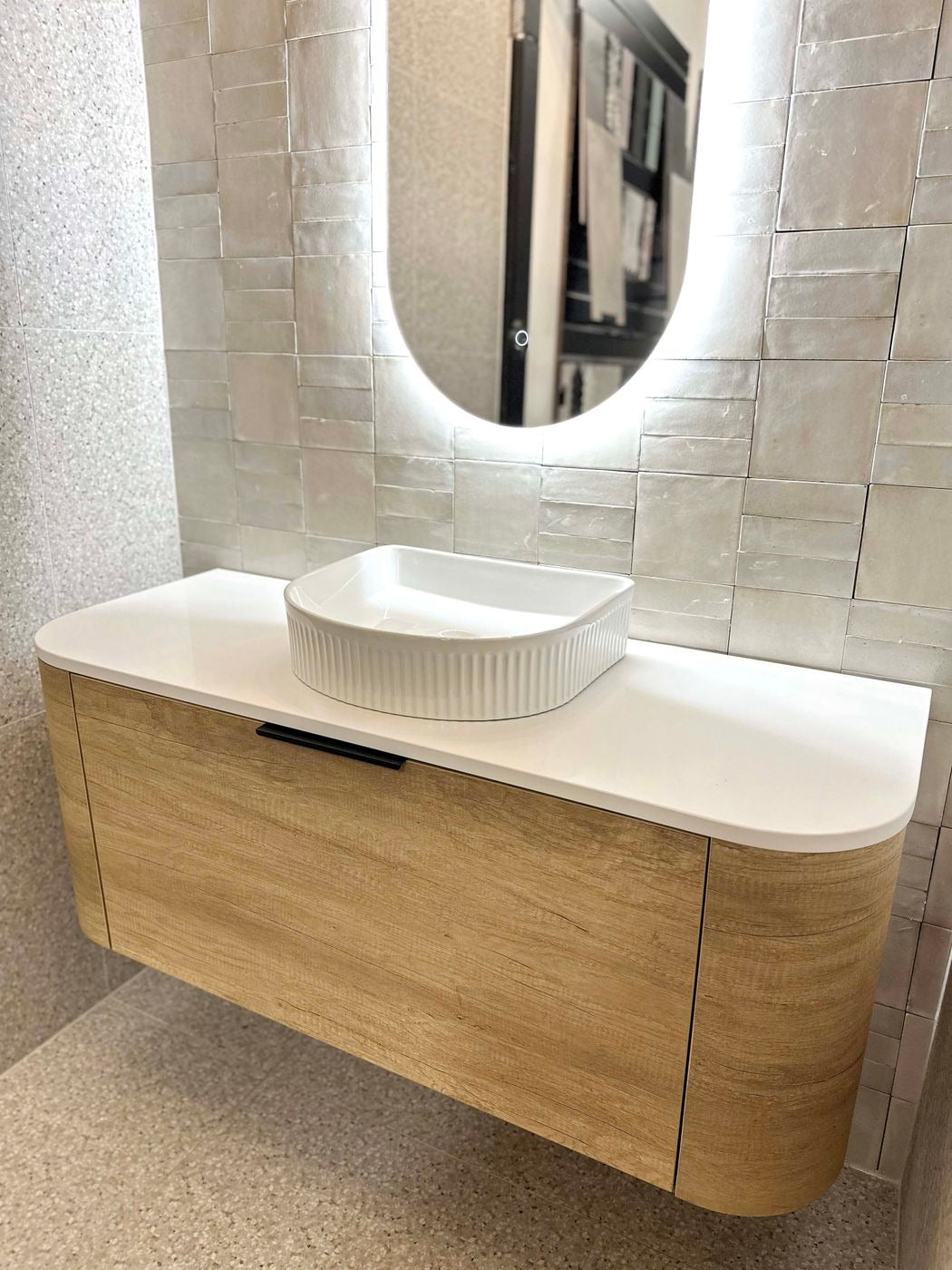 OTTI BONDI NATURAL OAK 1200MM CURVE SINGLE BOWL WALL HUNG VANITY