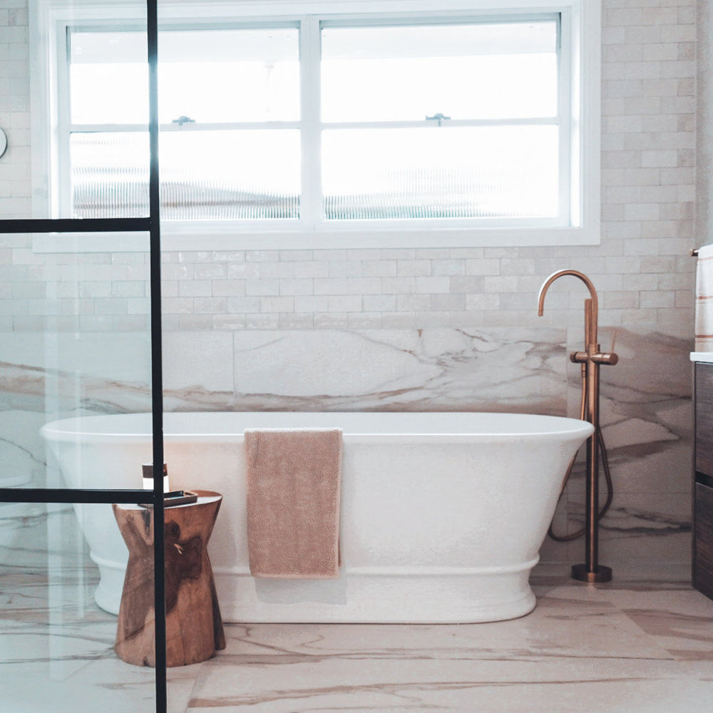 TURNER HASTINGS CAMBRIDGE TITANCAST SOLID SURFACE FREESTANDING BATHTUB SATIN SILK WHITE (AVAILABLE IN 1555MM & 17400MM)