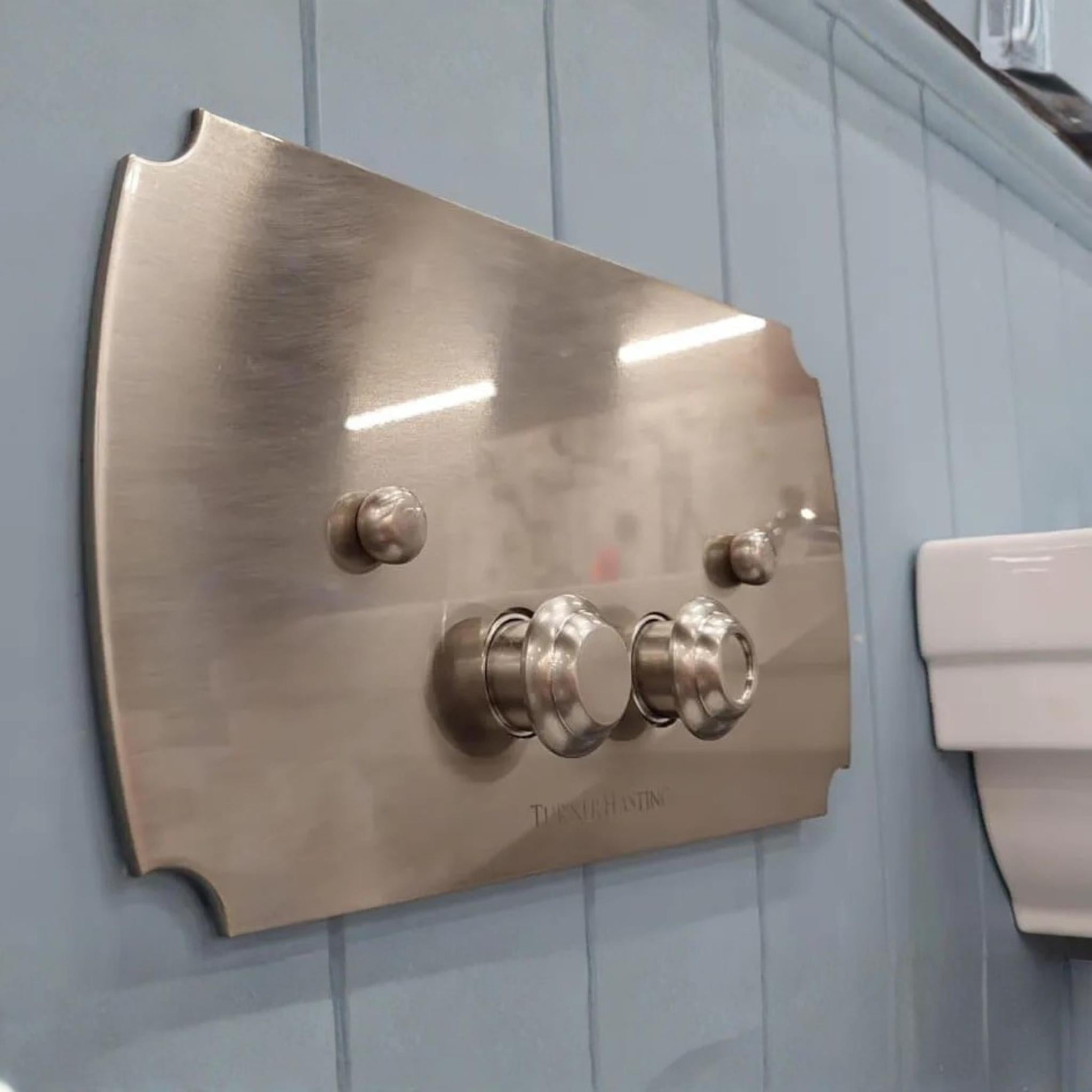 TURNER HASTINGS CLAREMONT MECHANICAL FLUSH PLATE 330MM BRUSHED NICKEL