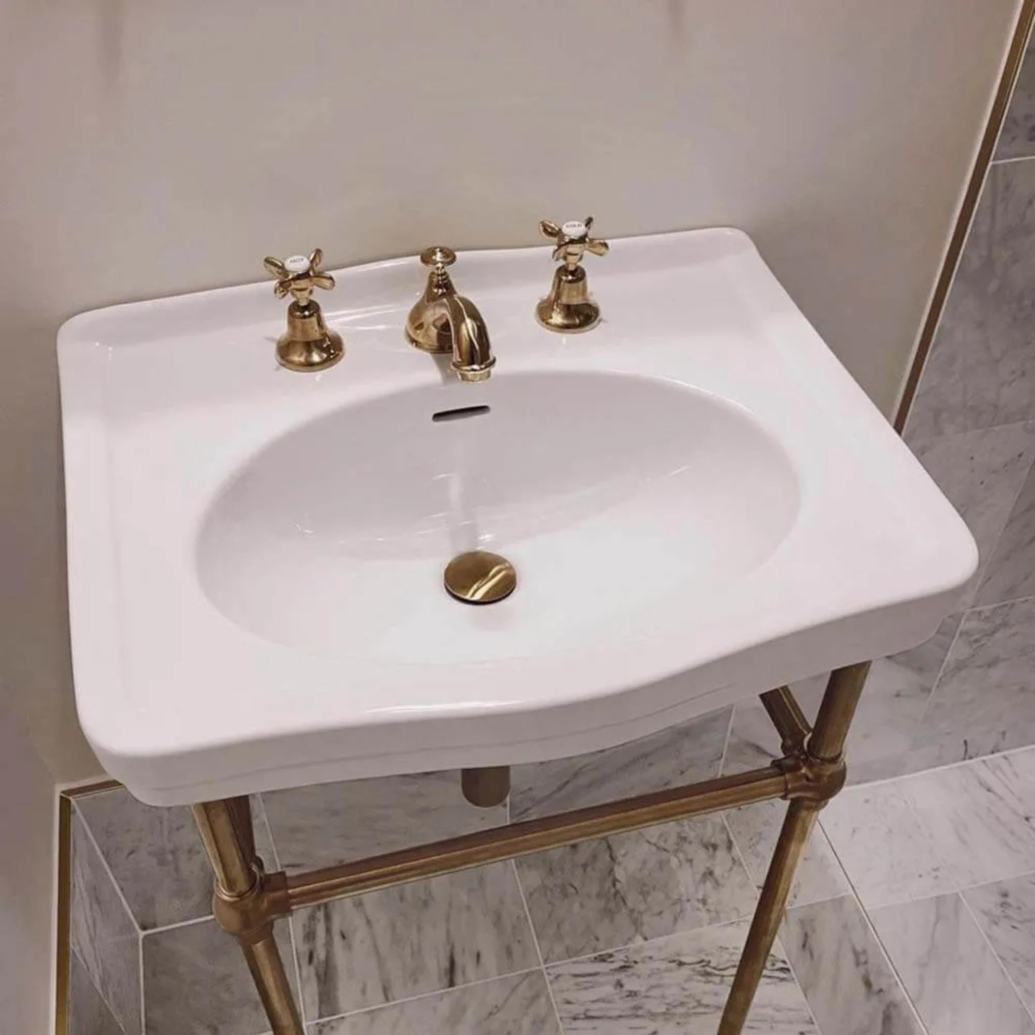 TURNER HASTINGS CLAREMONT NUOVO BASIN STAND BRUSHED BRASS 580MM