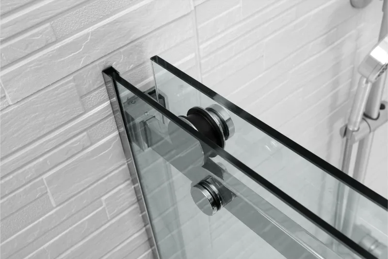 COVEY WALL TO WALL FRAMELESS SINGLE SLIDING DOOR BATH SCREEN CHROME