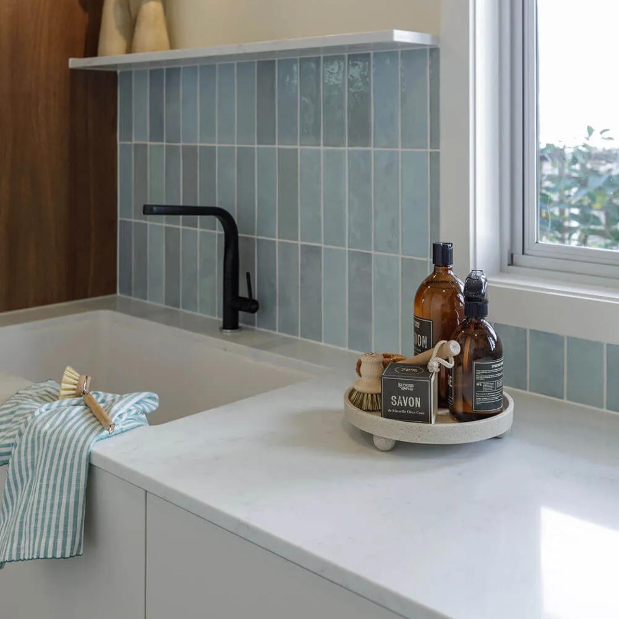 TURNER HASTINGS CUISINE INSET AND UNDERMOUNT FINE FIRECLAY SINGLE BOWL SINK WITH OVERFLOW GLOSS WHITE 810MM