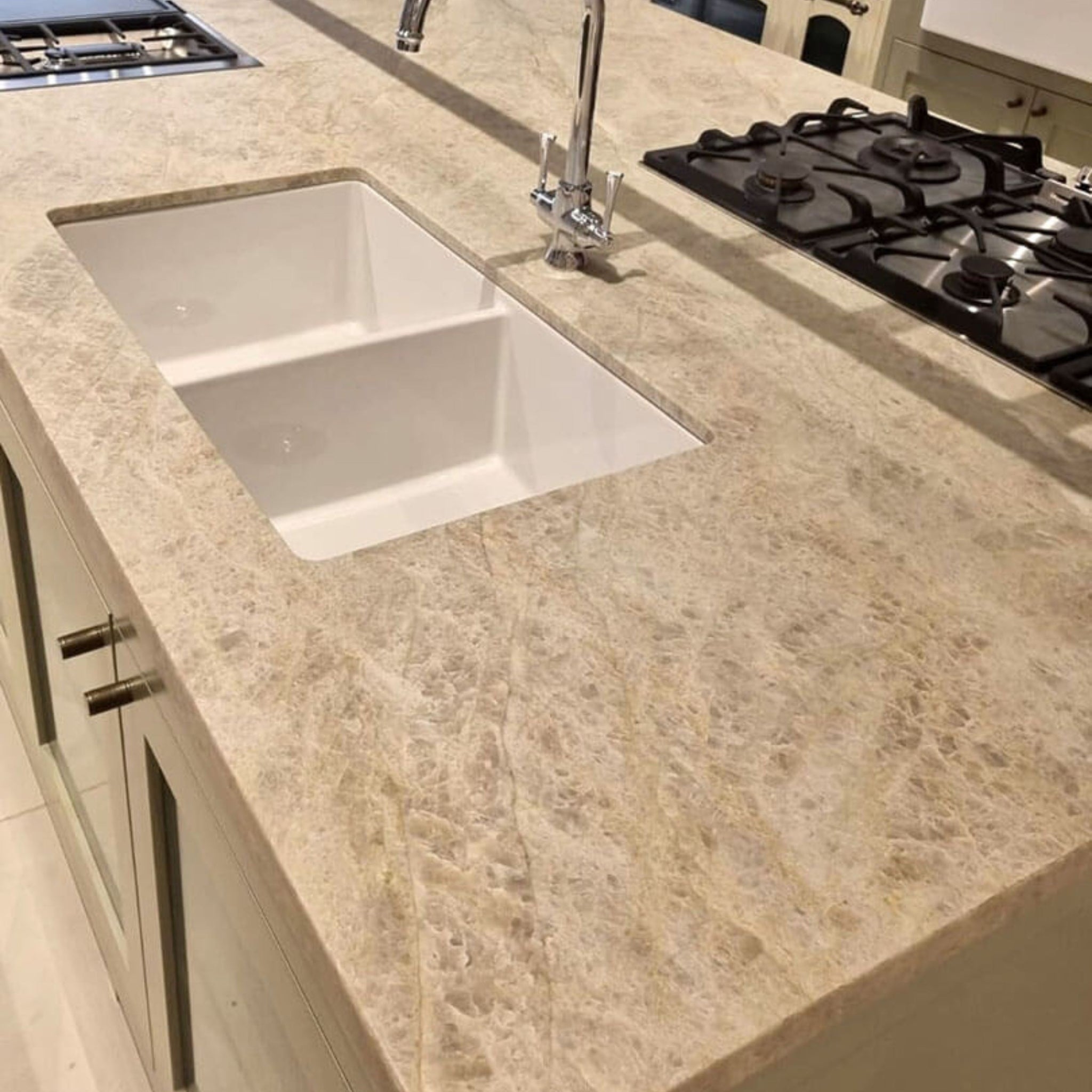 TURNER HASTINGS CUISINE DOUBLE INSET AND UNDERMOUNT FINE FIRECLAY SINK GLOSS WHITE 850MM