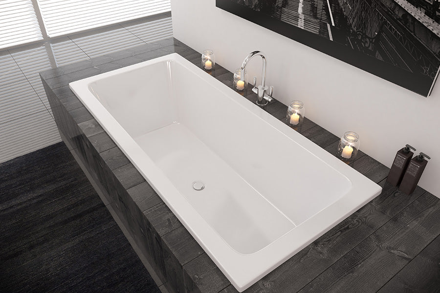 DECINA CARINA ISLAND BATH GLOSS WHITE (AVAILABLE IN 1525MM, 1675MM AND 1750MM)