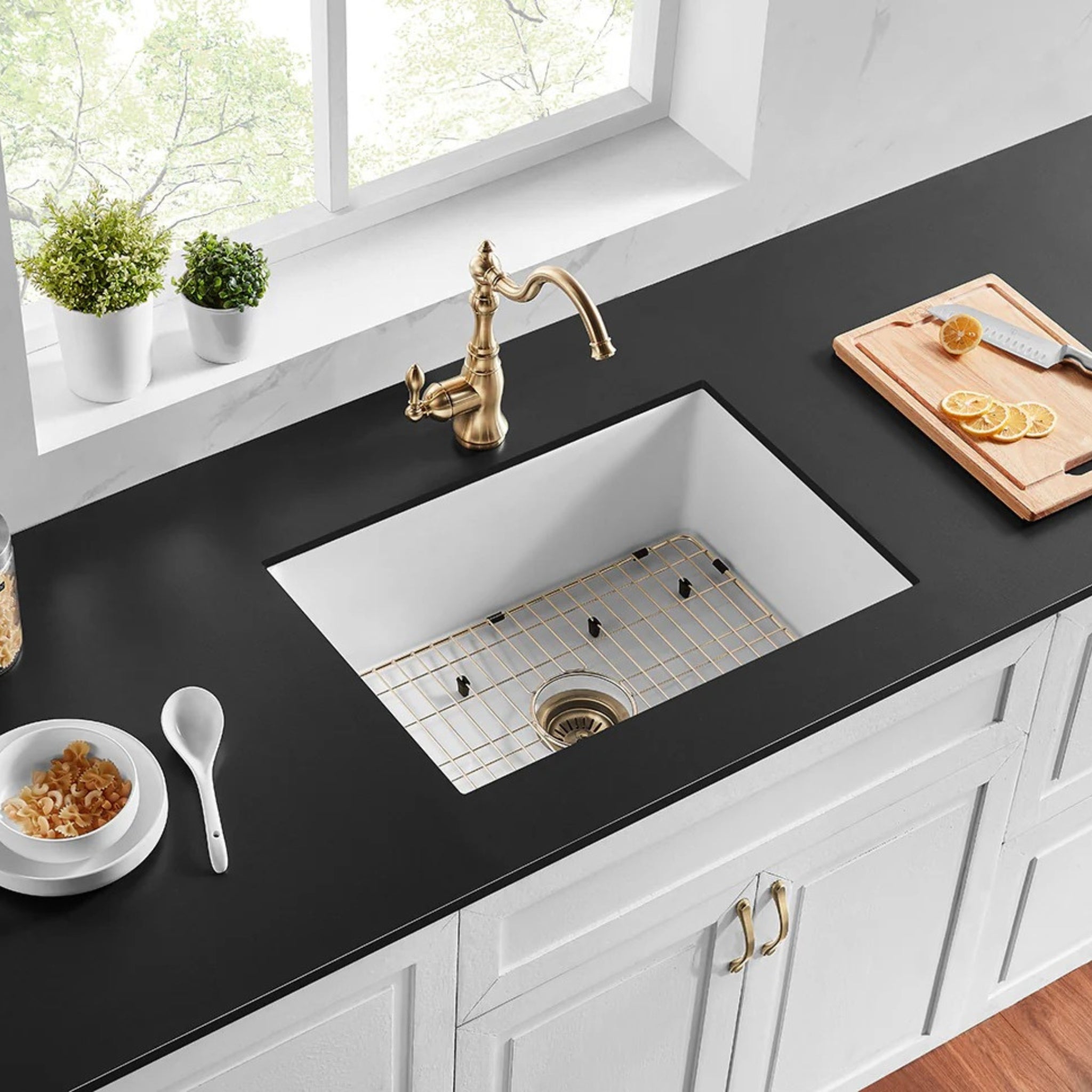 CETO CAMDEN SINGLE BOWL FIRECLAY KITCHEN SINK GLOSS WHITE 677MM