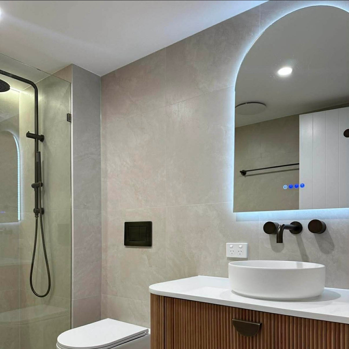 LUNARGLOW ARCADIA ARCH 3 COLOUR LIGHTS FRAMELESS LED MIRROR 600X900MM