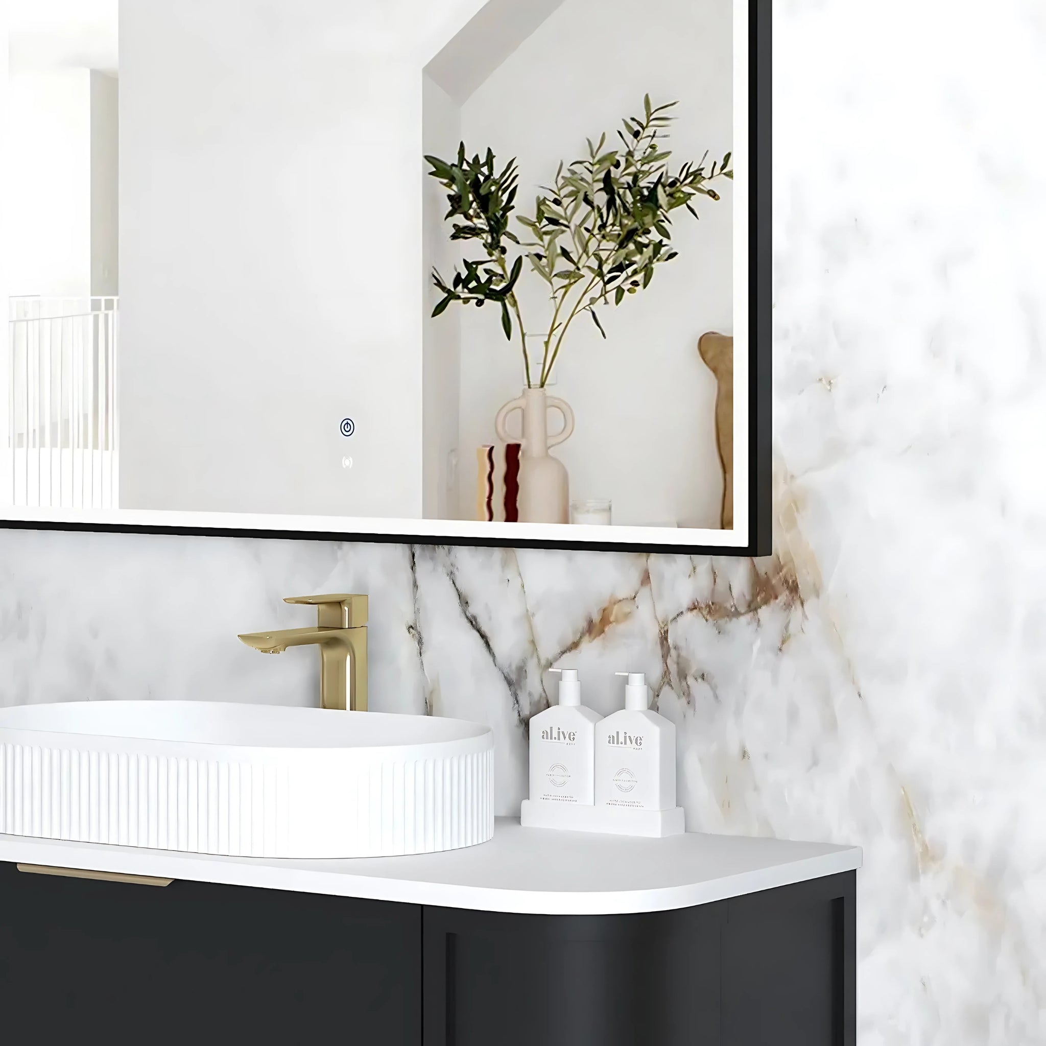 OTTI ARCHIE METAL FRAMED LED MIRROR BLACK 1000X1500MM