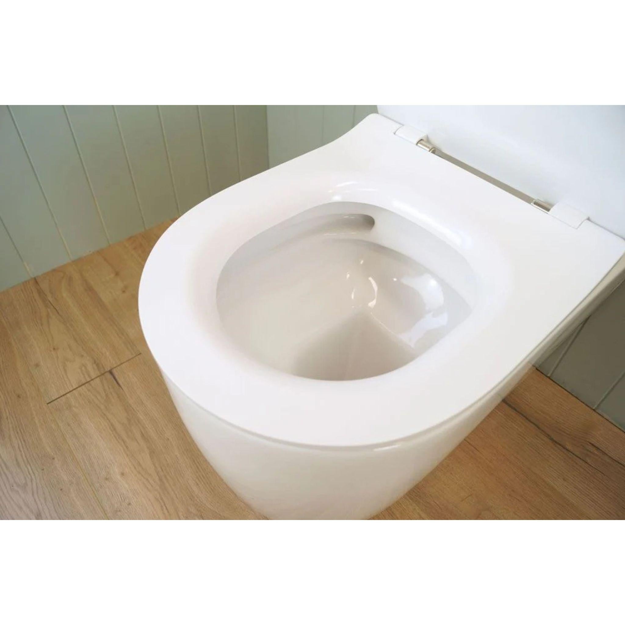 TURNER HASTINGS NARVA RIMLESS BACK TO WALL CLOSE COUPLED TOILET SUITE GLOSS WHITE