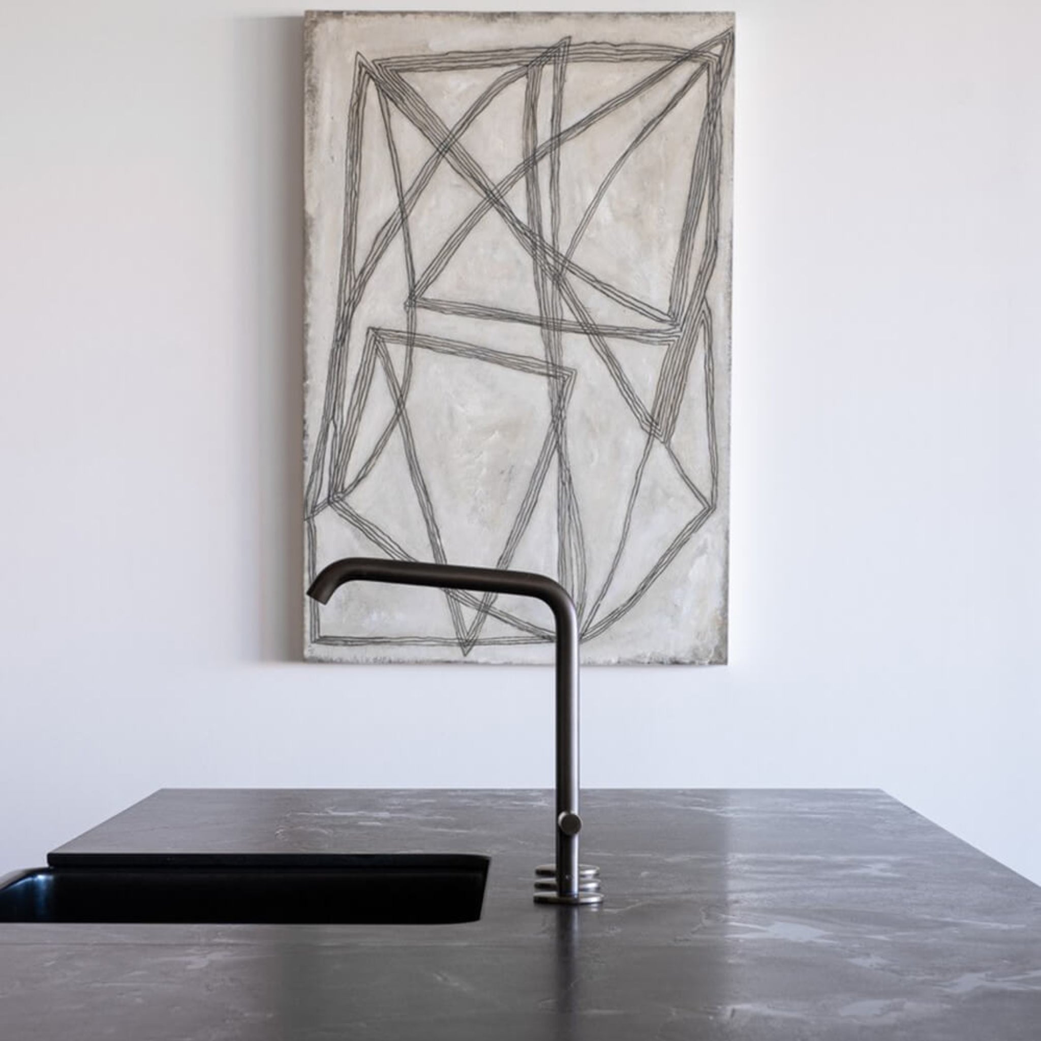 TURNER HASTINGS NOVI FARMHOUSE BUTLER SINK MATTE BLACK 765MM