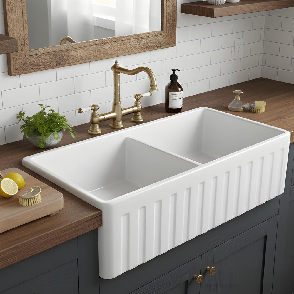 TURNER HASTINGS NOVI FIRECLAY DOUBLE BOWL FARMHOUSE BUTLER SINK GLOSS WHITE 840MM