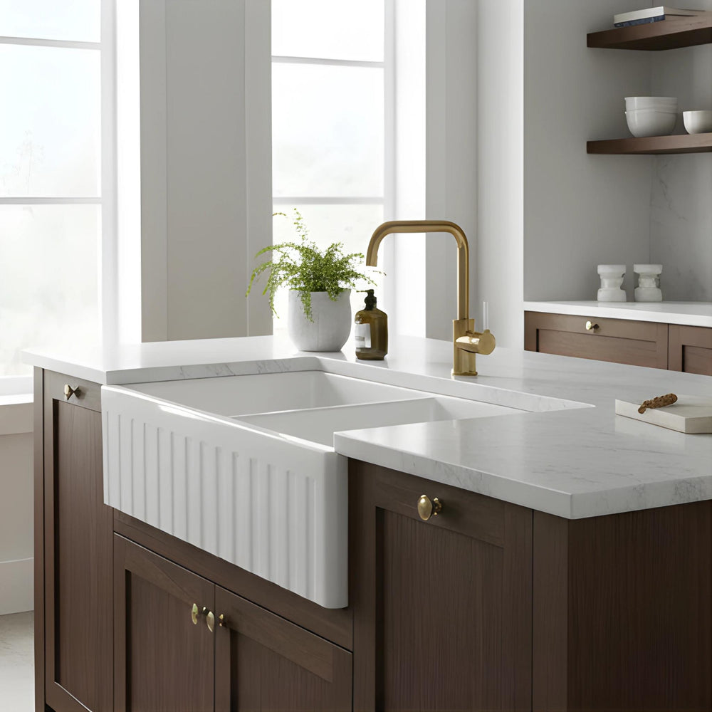 TURNER HASTINGS NOVI FIRECLAY DOUBLE BOWL FARMHOUSE BUTLER SINK GLOSS WHITE 840MM