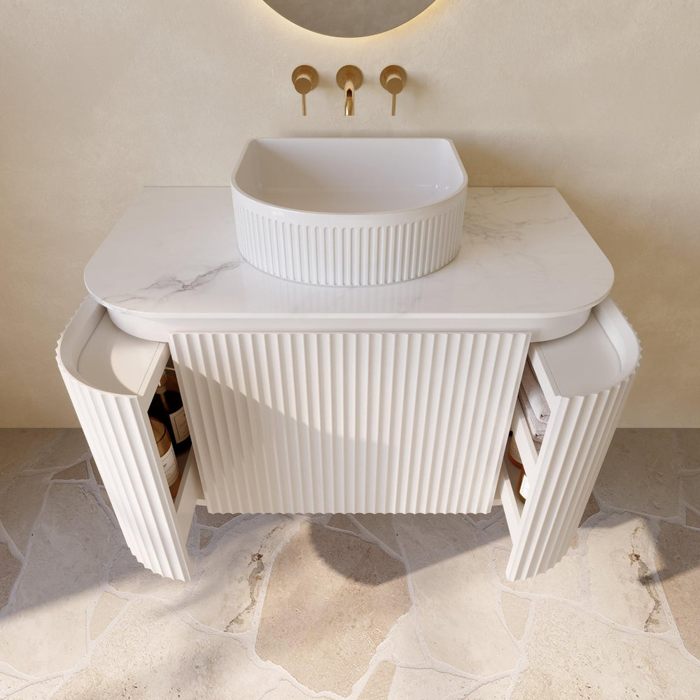 VITO NOOSA MATTE WHITE 900MM FLUTED CURVED SINGLE BOWL WALL HUNG VANITY
