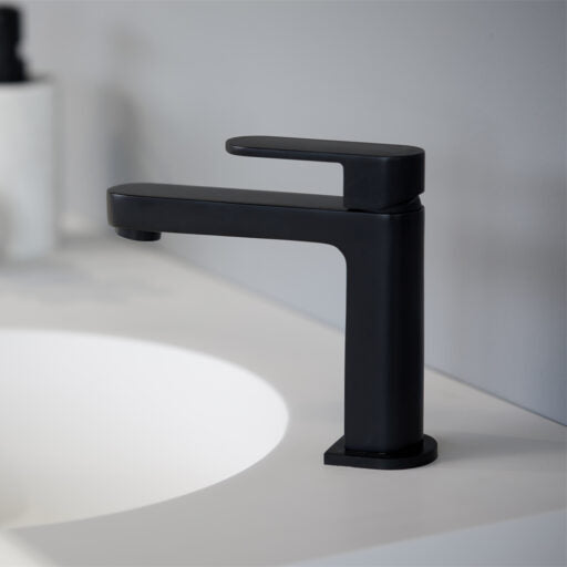NERO ECCO BASIN MIXER 154MM MATTE BLACK