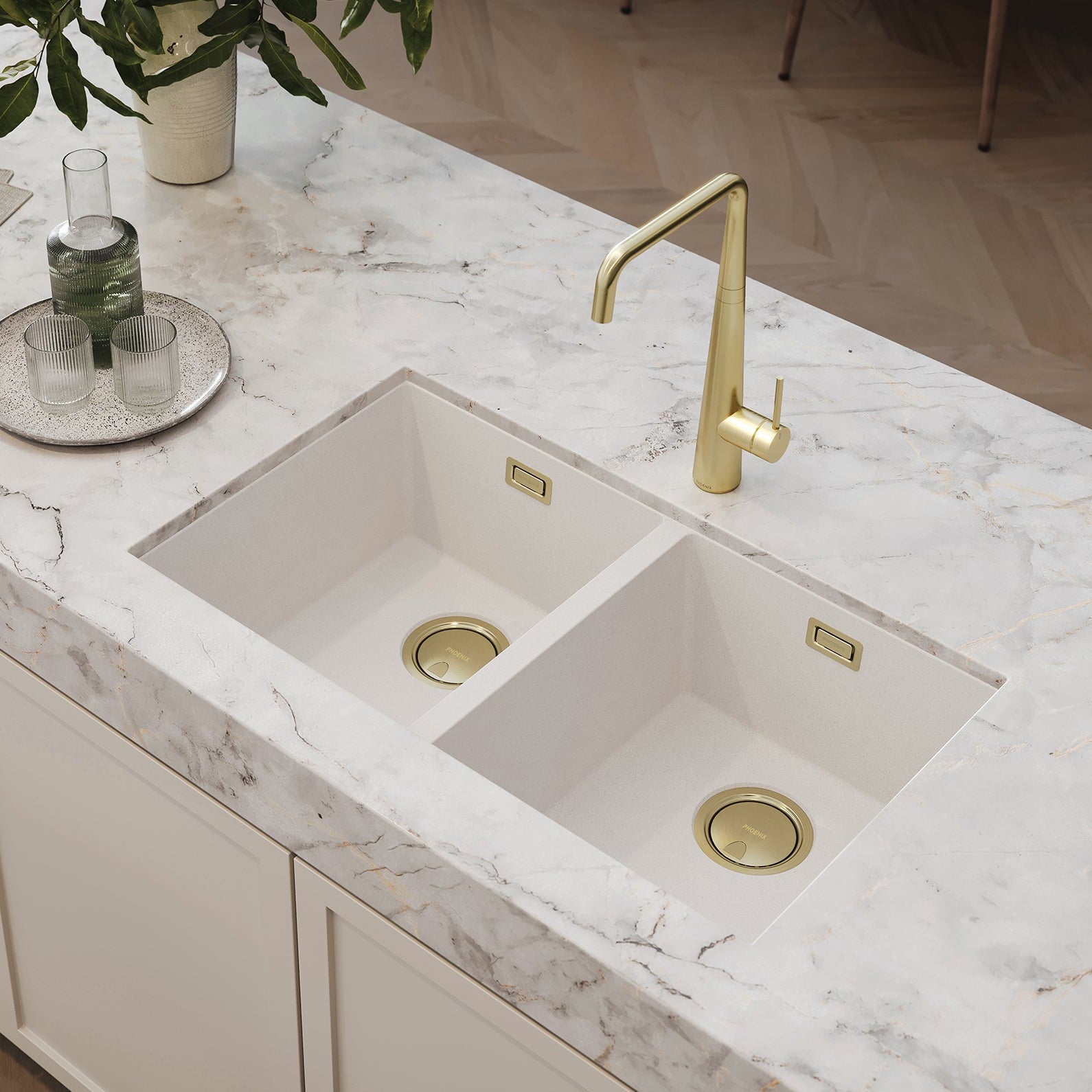 PHOENIX COVERED SINK BASKET WASTE BRUSHED GOLD