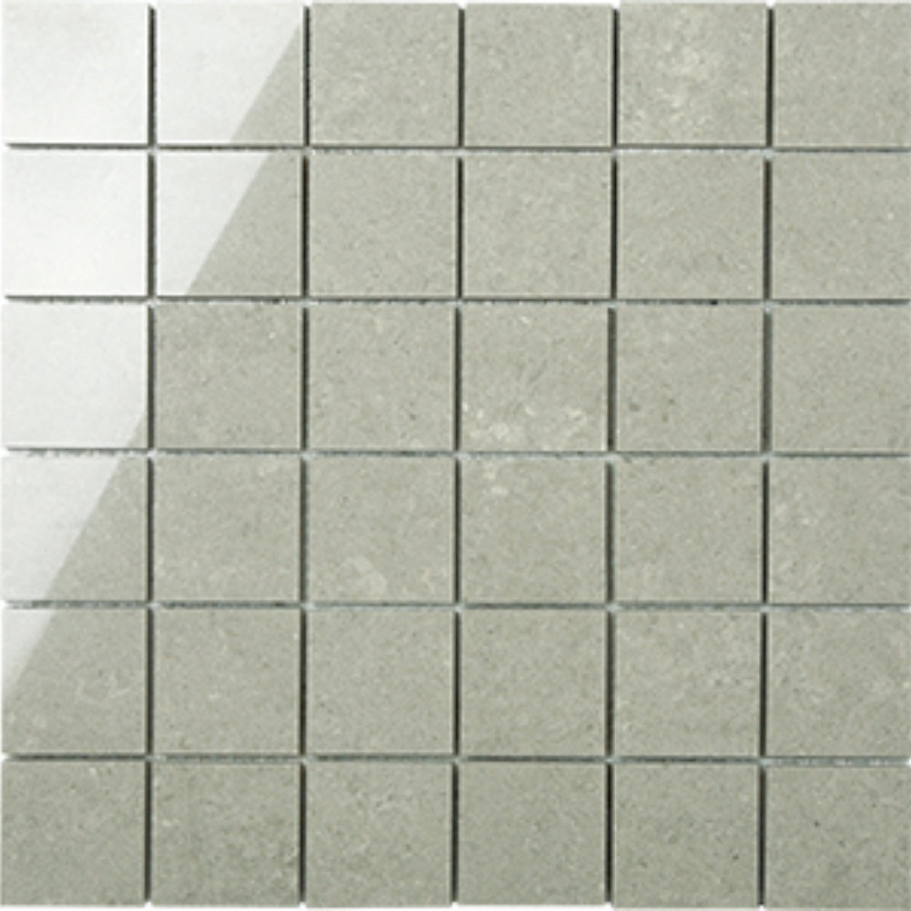 EVERSTONE DURASTONE ASH GREY POLISHED 300X300MM SQUARE MOSAIC TILE (PER BOX)