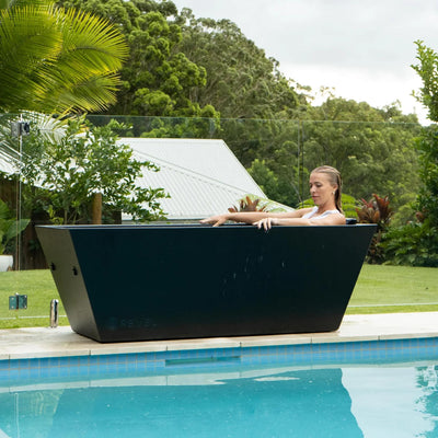 REVEL EDUR NOIR ACRYLIC ICE BATH TUB