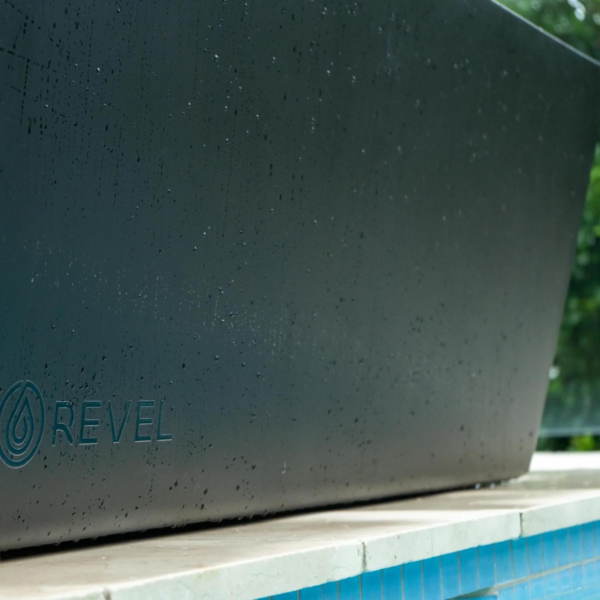 REVEL EDUR NOIR ACRYLIC ICE BATH TUB