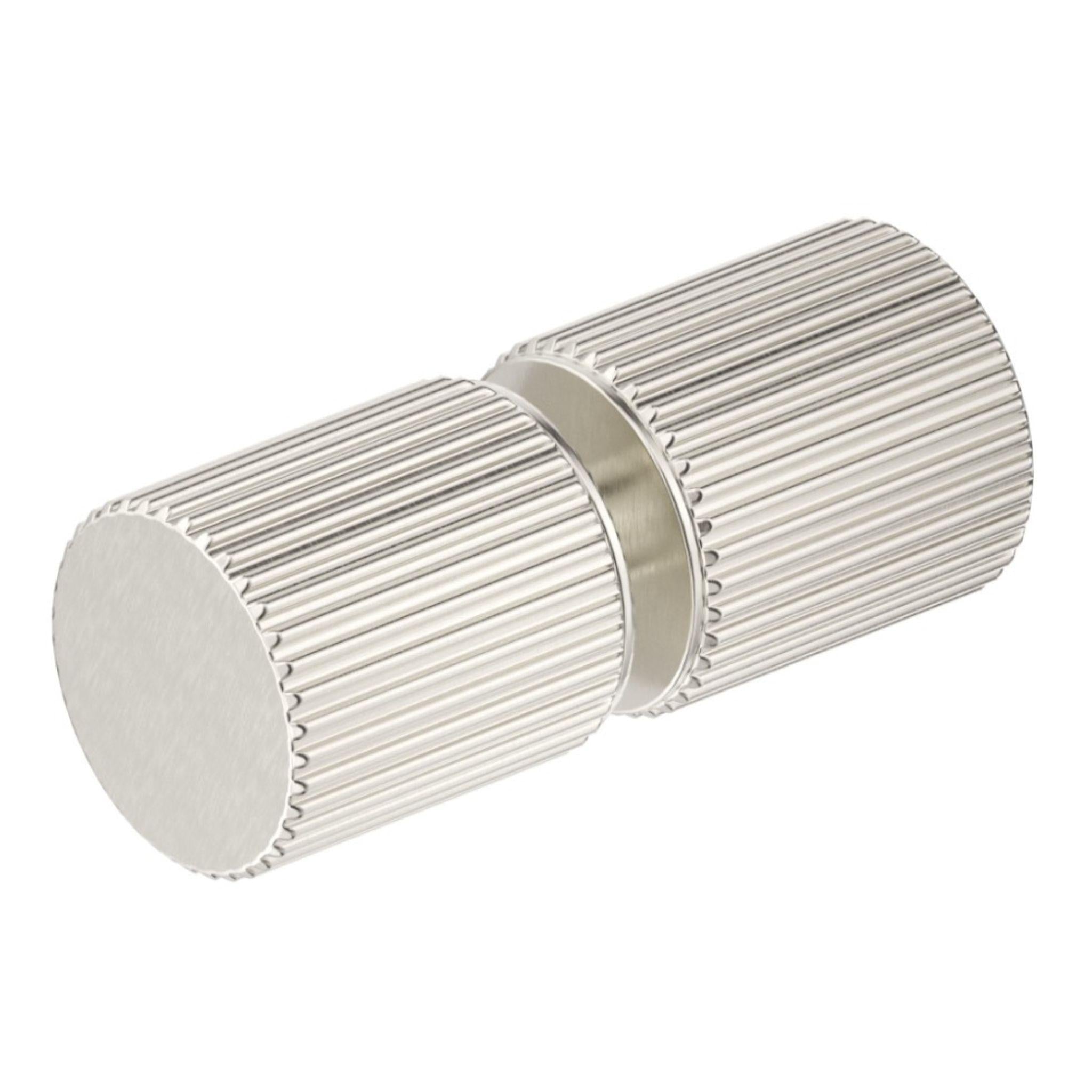 BELLA VISTA ROUND FLUTED SHOWER SCREEN HANDLE BRUSHED NICKEL