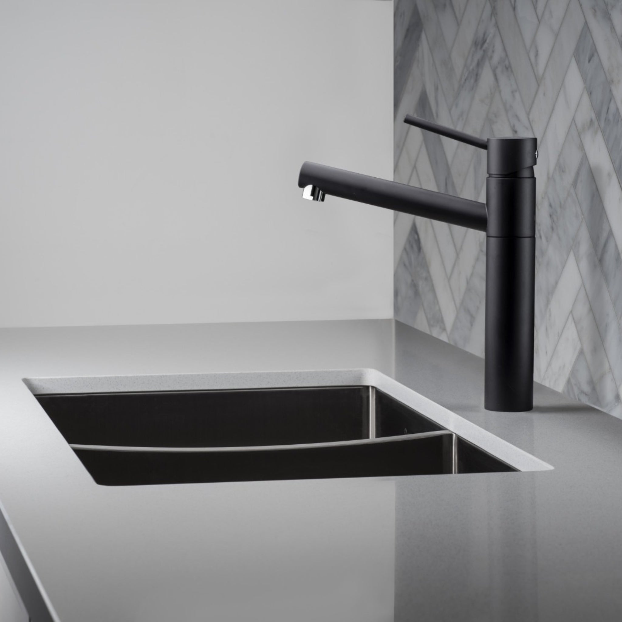 OLIVERI SPECTRA 1 & 1/2 BOWL KITCHEN SINK GUNMETAL 790MM