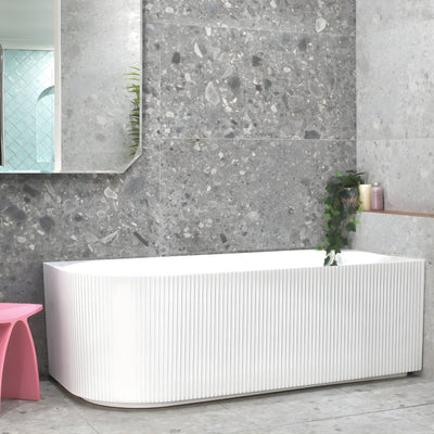 ENFLAIR BRIGHTON GROOVE FLUTED RIGHT CORNER BATHTUB MATTE WHITE (AVAILABLE IN 1500MM AND 1700MM)