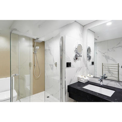 THERMOGROUP STRAIGHT ROUND LADDER HEATED TOWEL RAIL 700MM