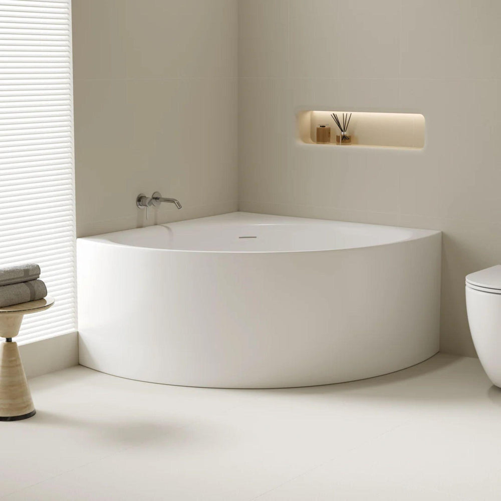 MERCIO STANFORD TRIANGLE CORNER BATHTUB GLOSS WHITE 1200MM