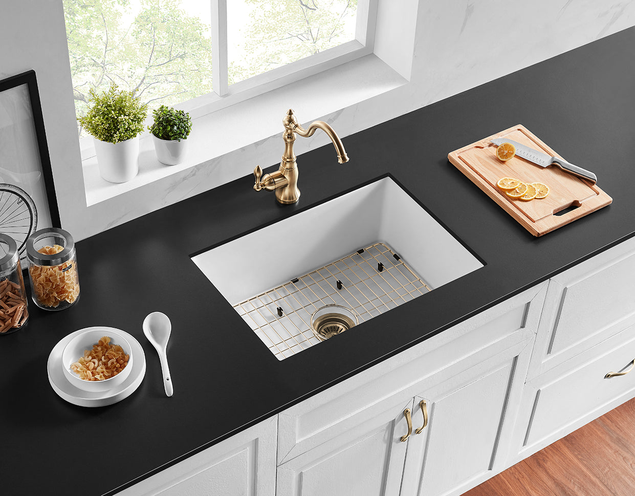 CETO CAMDEN SINGLE BOWL FIRECLAY KITCHEN SINK GLOSS WHITE 677MM