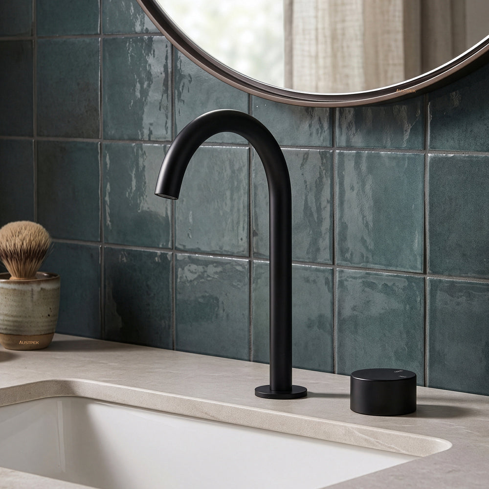 Ikon hali hob sink mixer 331mm matte black