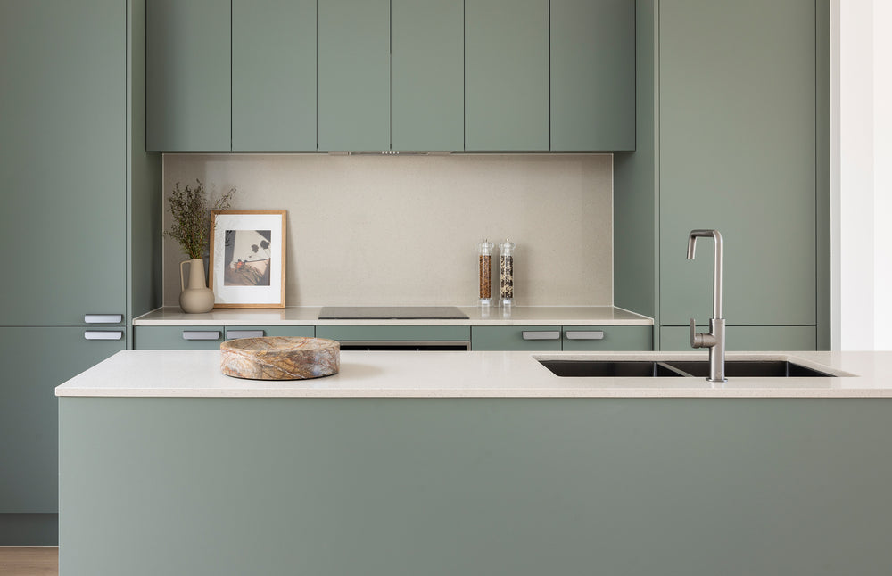 PHOENIX 4000 SERIES DOUBLE BOWL SINK 772MM BRUSHED CARBON