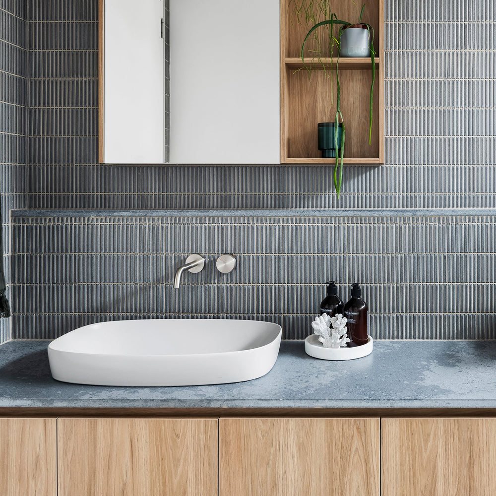 PHOENIX AXIA WALL BASIN / BATH CURVED OUTLET MIXER SET 180MM CHROME